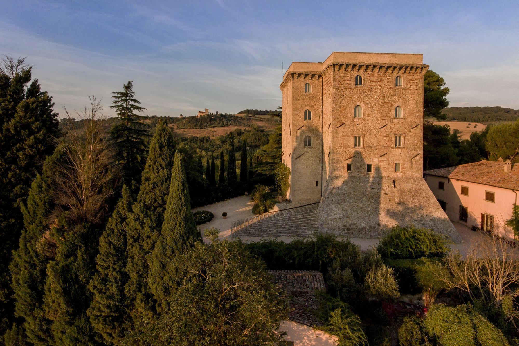 Aparthotel Torre Almonte Todi Exterior foto