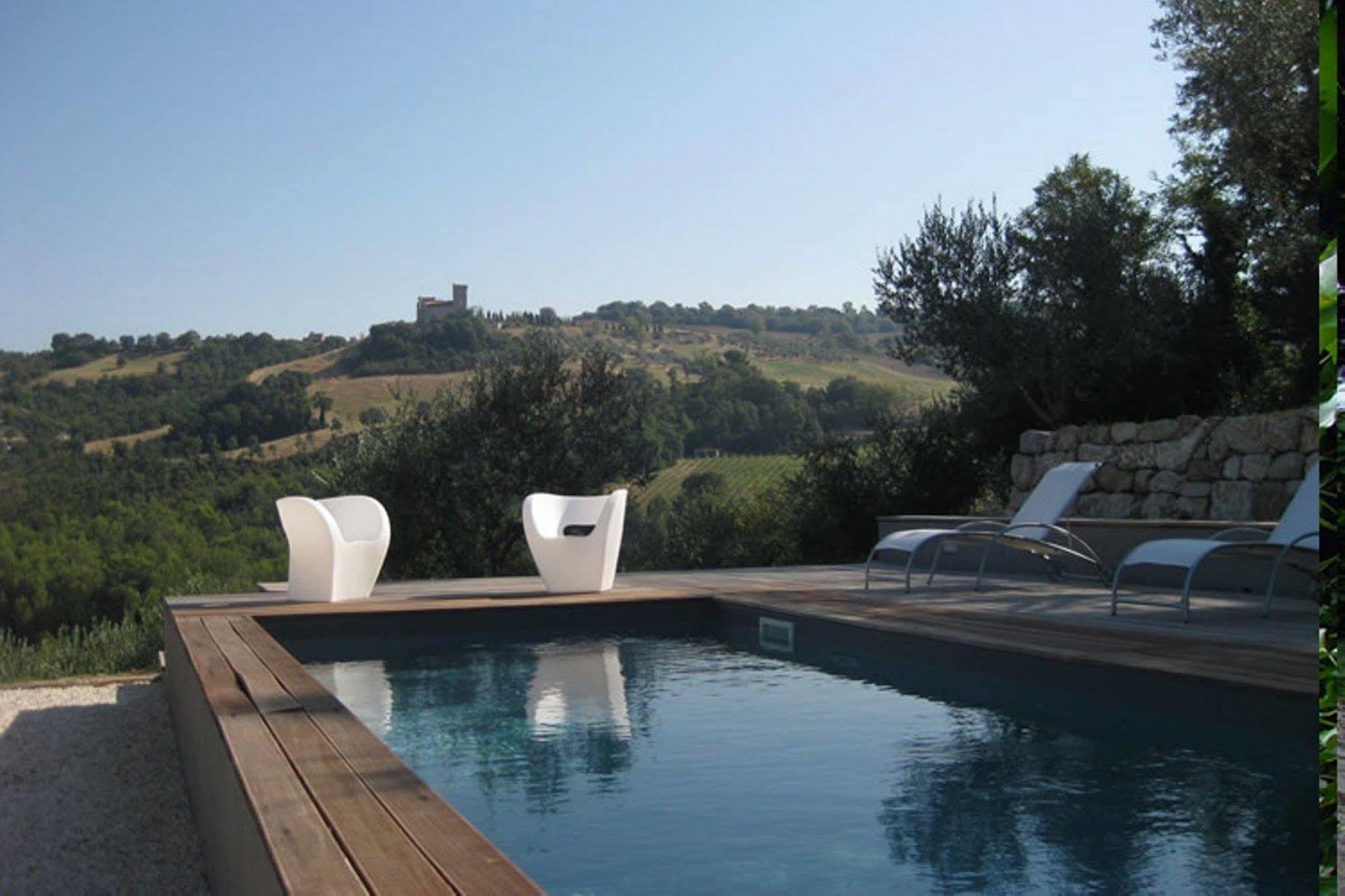 Aparthotel Torre Almonte Todi Exterior foto